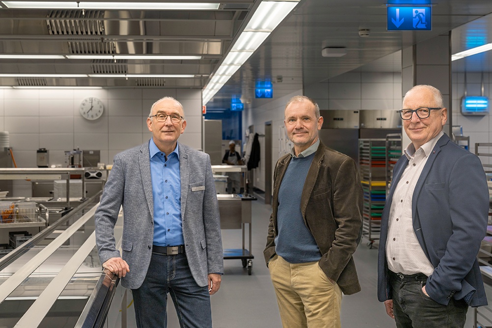 Walter Knup, Leiter Hotellerie, Stefan Hofmann, Leiter Infrastruktur und Technik, und Hans Peter Brunner, Leiter Supply Chain Management